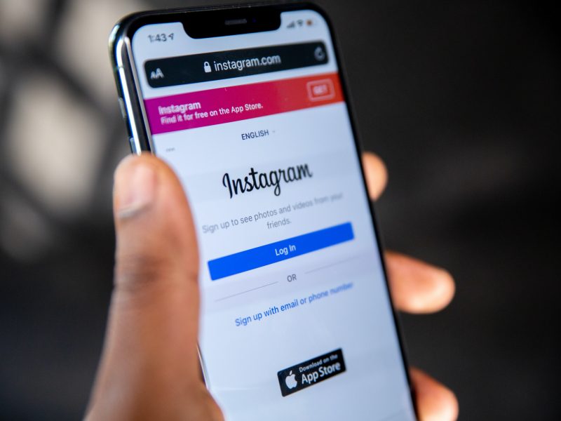How to delete an instagram account without password